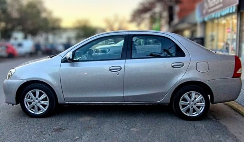 
								Toyota Etios XLS 2016 Sedán 4 Puertas Nafta full									
