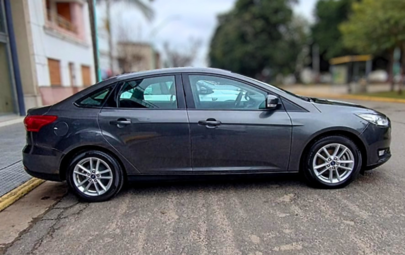 
								Ford Focus S 2019 Sedán 4 Puertas Nafta Bajo Kilometraje full									
