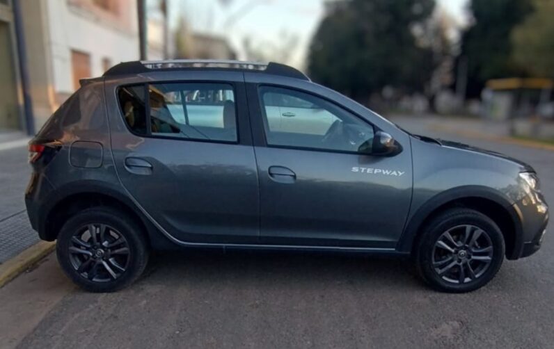 
								Renault Sandero Stepway Zen 2021 Hatchback Nafta Bajo Kilometraje full									